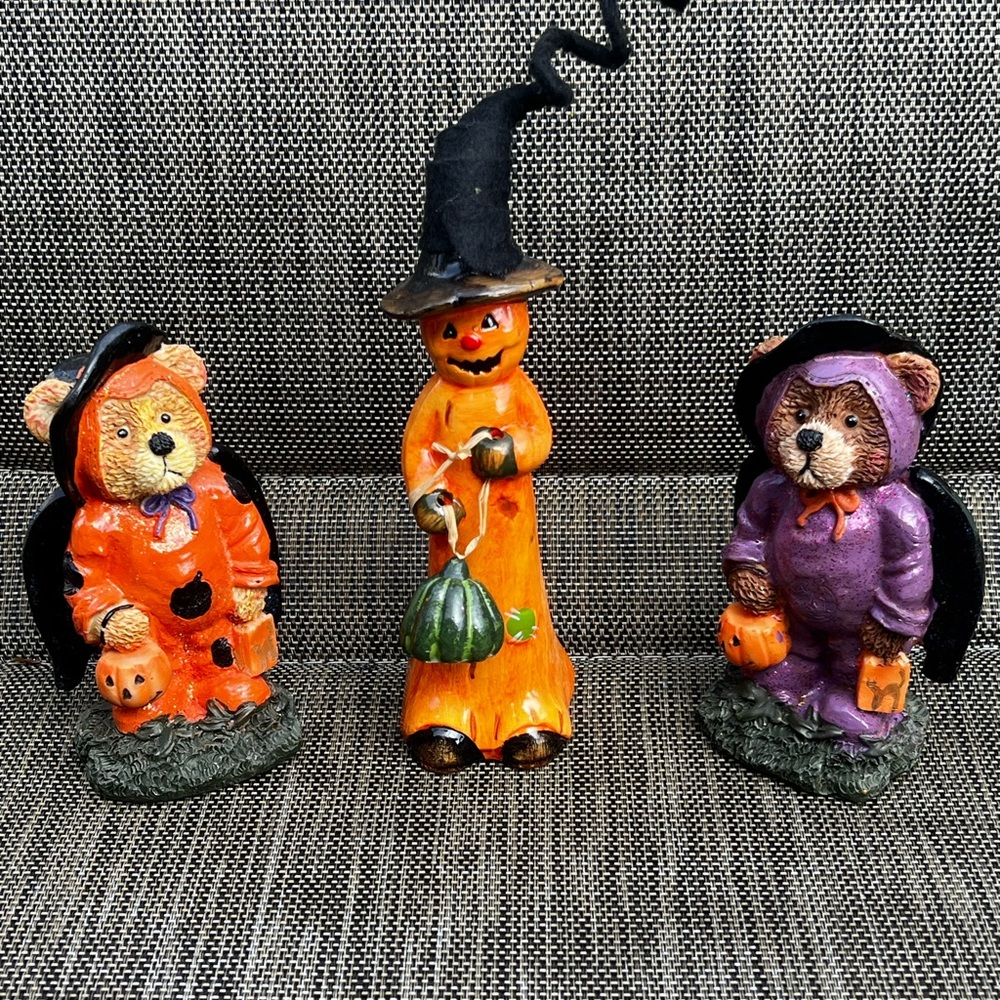 Vtg. Lot of 3 Greenbrier Halloween Figurines in Costumes Bears & Pumpkin